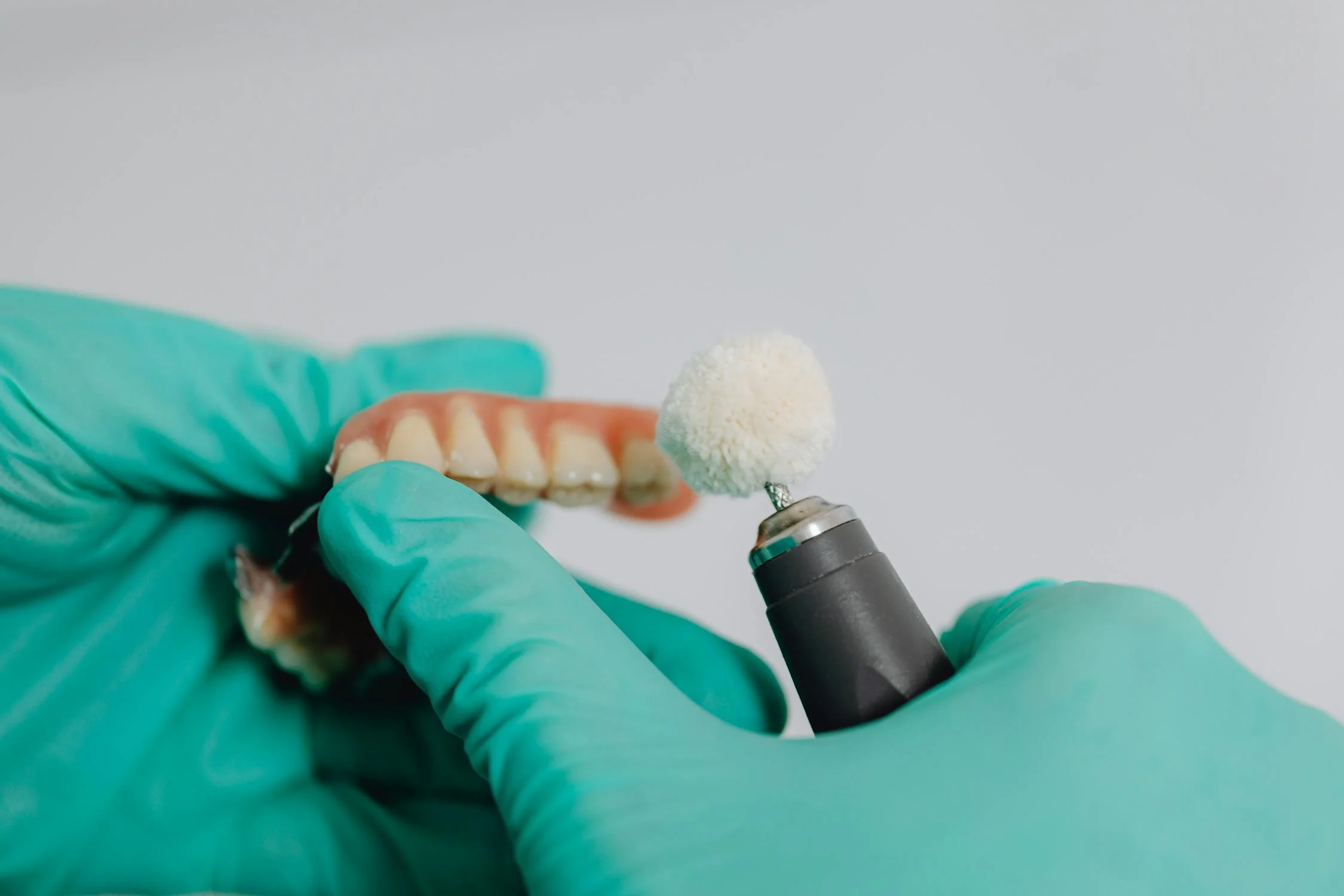 Finding the Right Dentures for Your Smile in Hillsborough